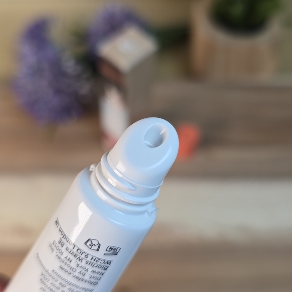 Glossier Coconut Balm Dotcom Universal Salve For Skin Full Size New - Picture 7 of 8